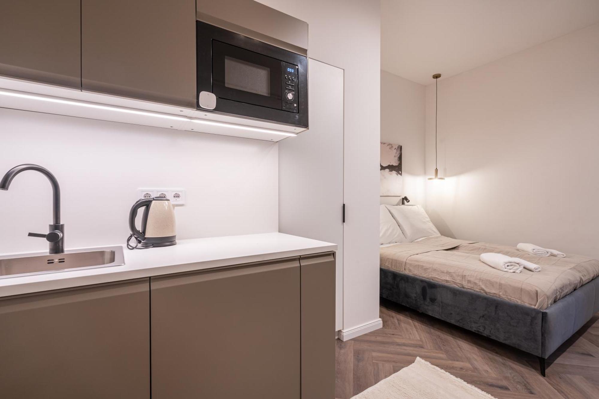 Apartment A13 *