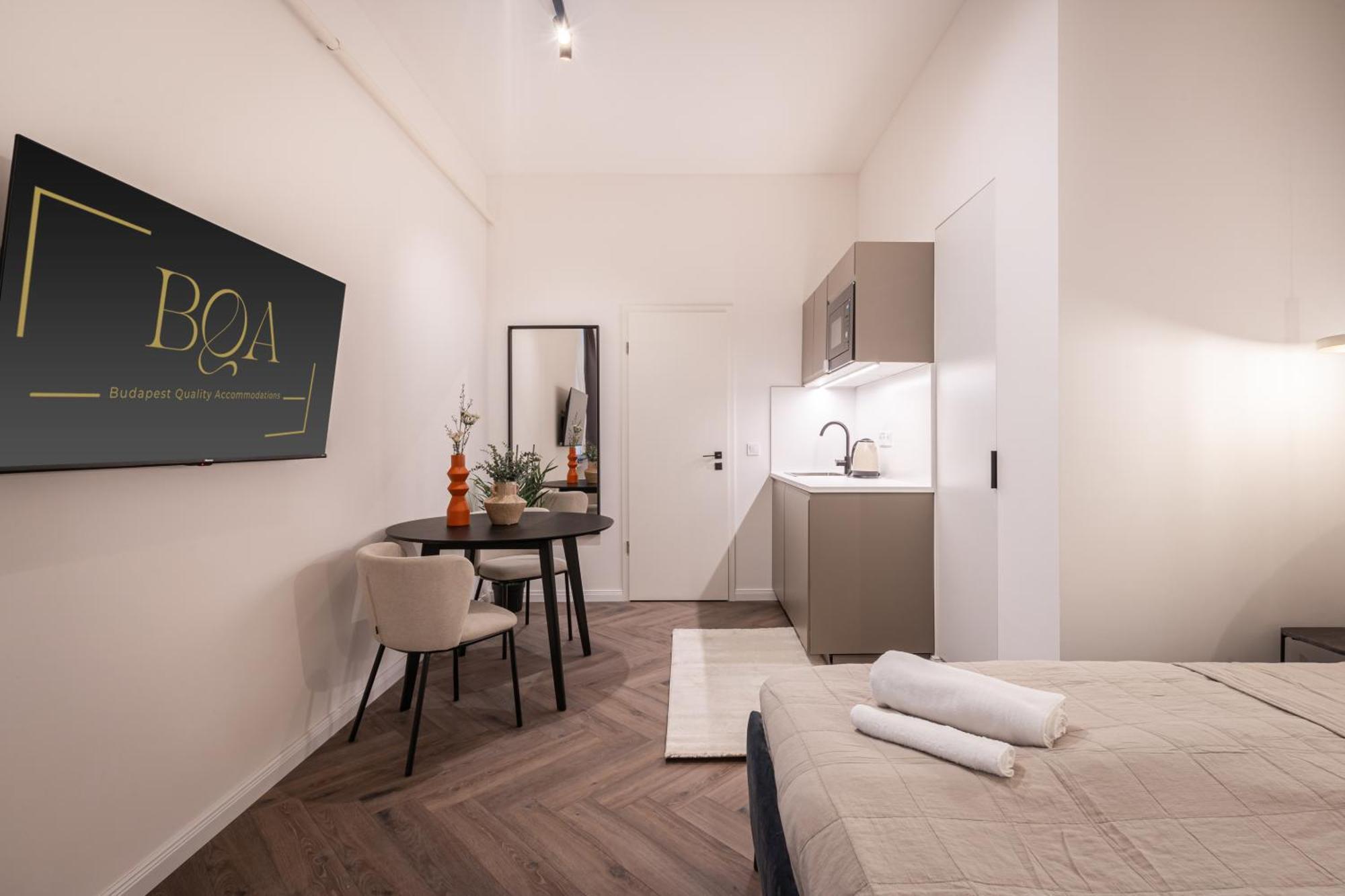 A13 Apartment *