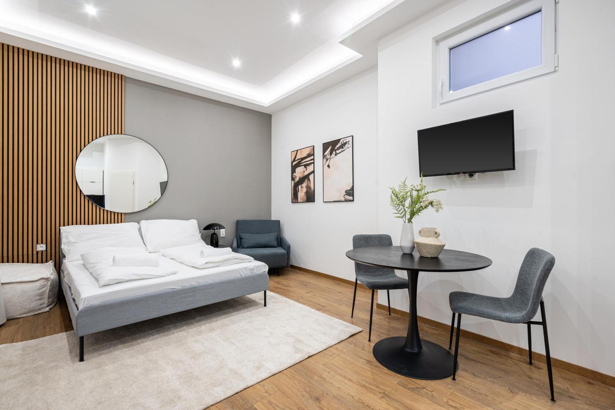 A13 Apartment *
