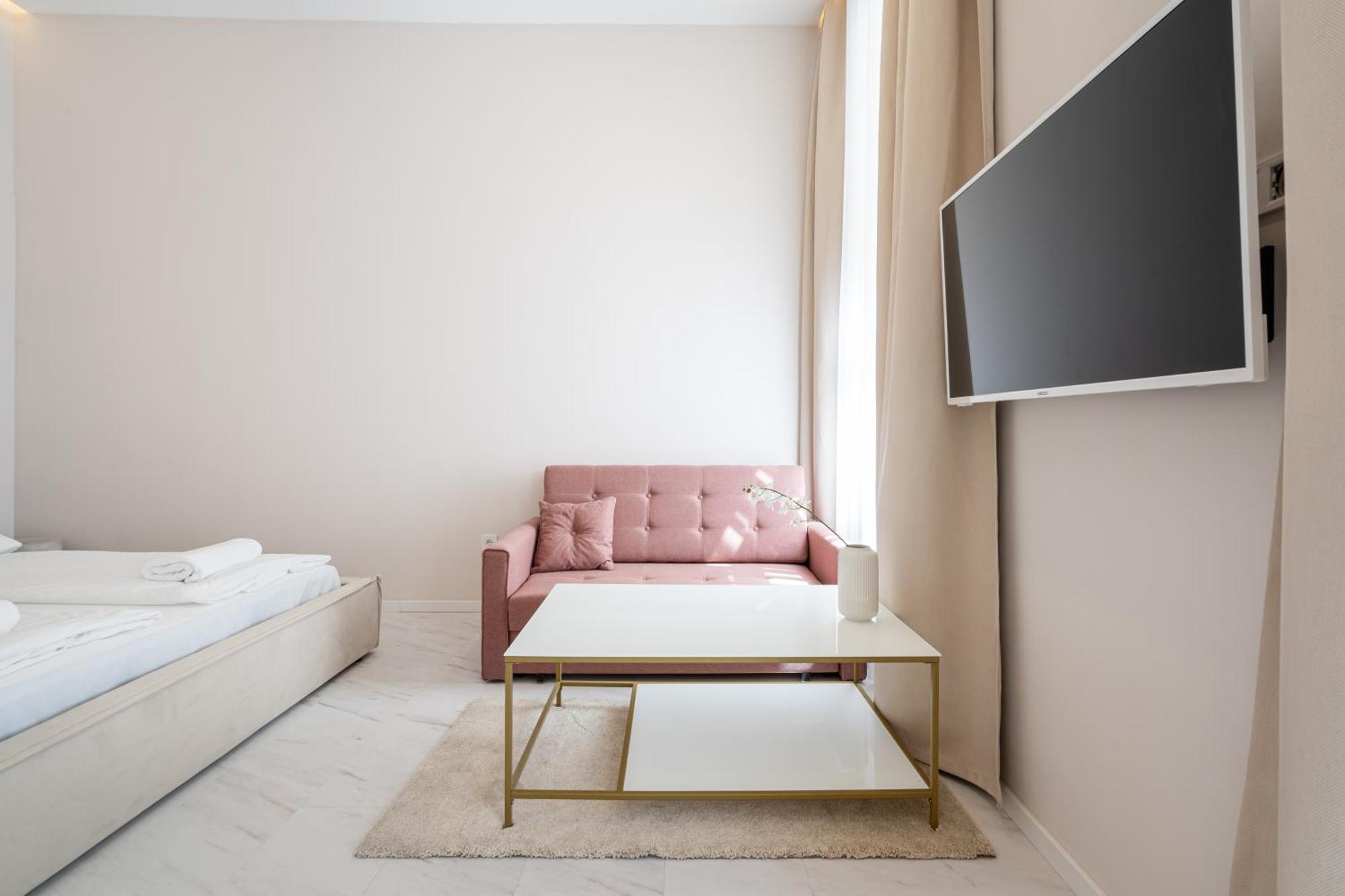 A13 Apartment