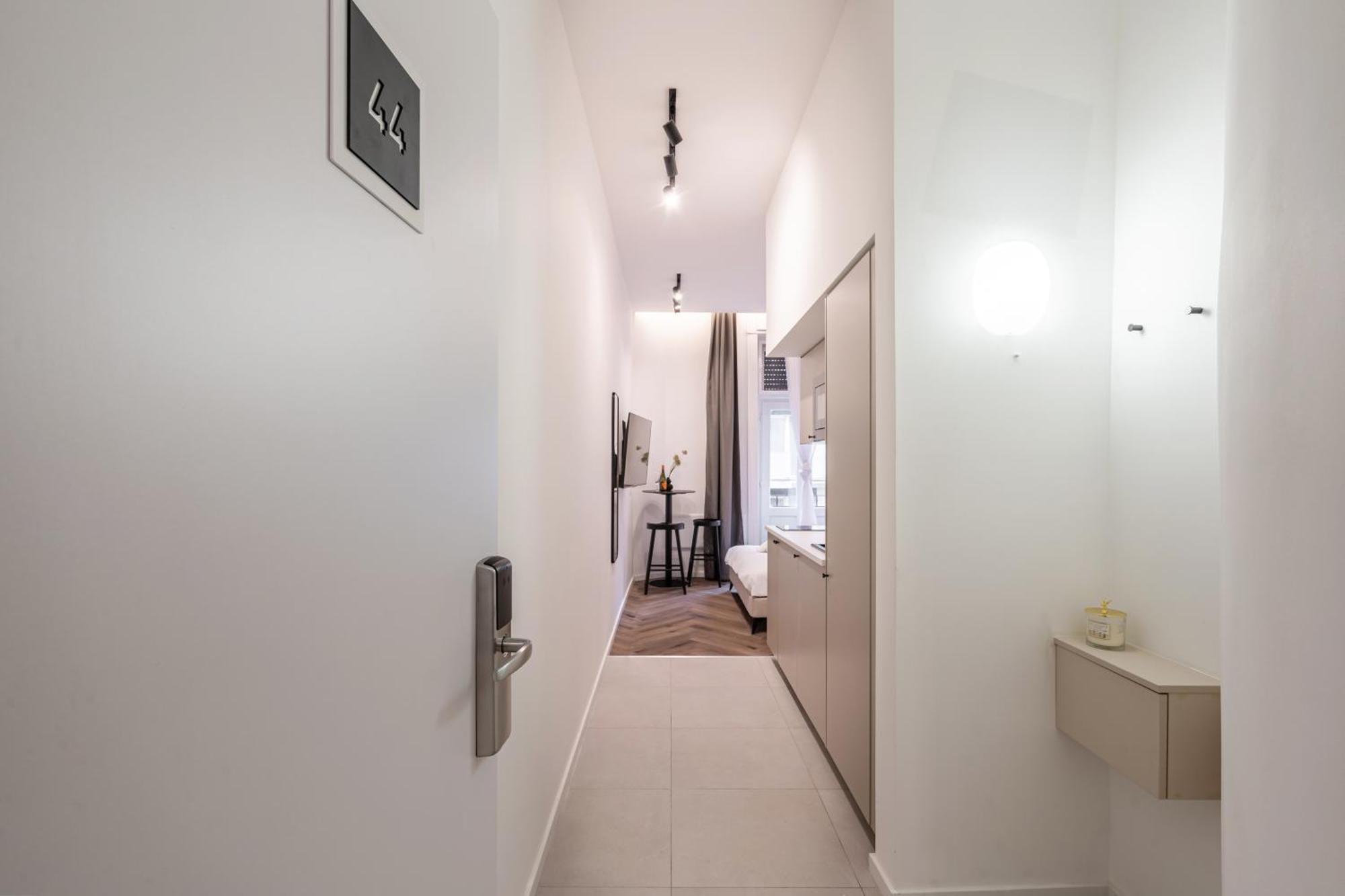 A13 Apartment